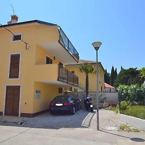 apartments-agata-novigrad.in-istria.net/