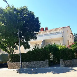 apartments-kraljic-i.primorje-gorskikotar.com/